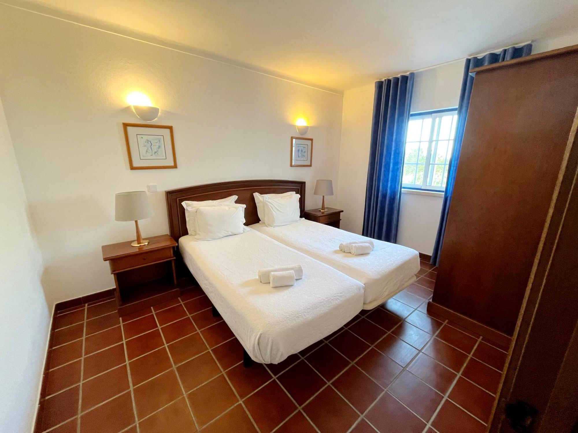 Patios Da Vila - Duna Parque Resorts & Hotels ヴィラ・ノヴァ・デ・ミルフォンテス 部屋 写真